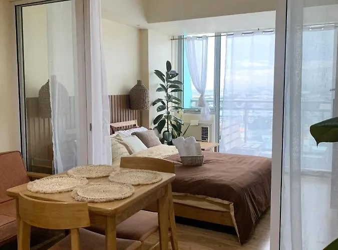 Azure Staycation By The 4*