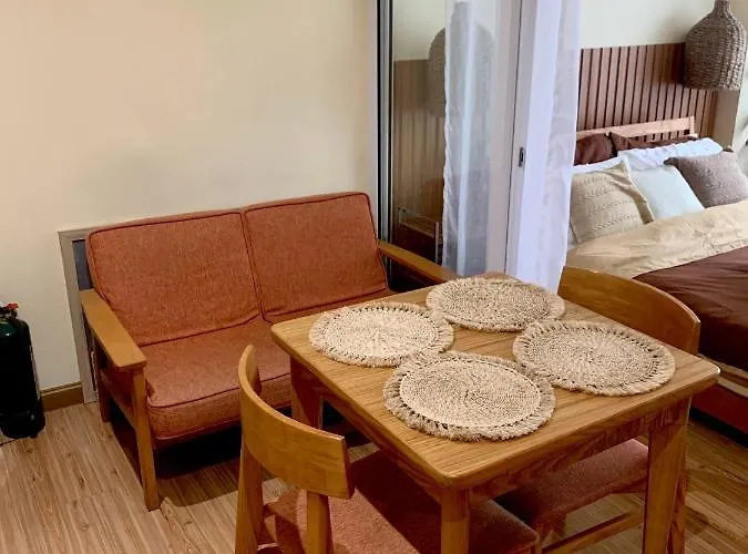 Azure Staycation By The 4* Manila